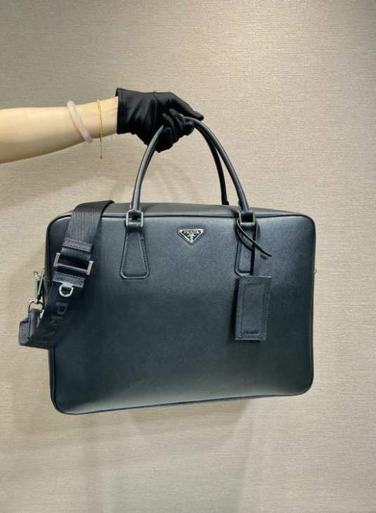 Picture of Prada Handbags _SKUfw197239124fw
